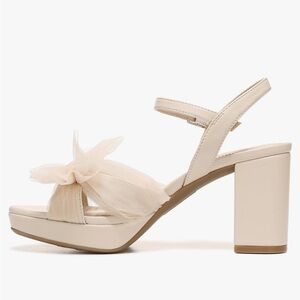 Lifestride Platform Sandal size 6.5